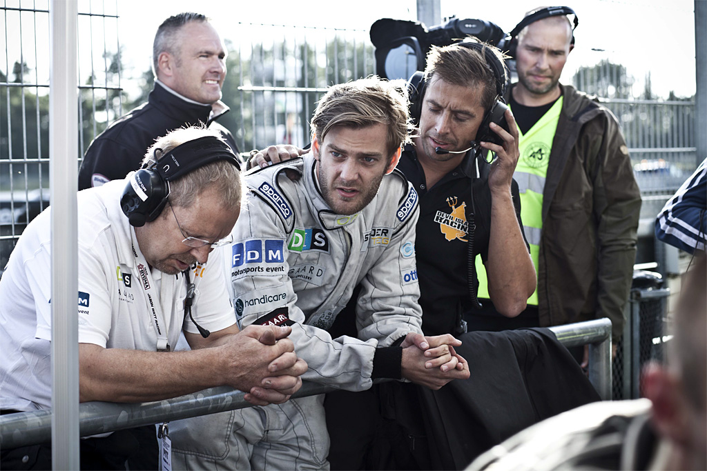 Kører Kristian Nielsen med mekanikerteamet
(Foto: Lars Hjortkær)